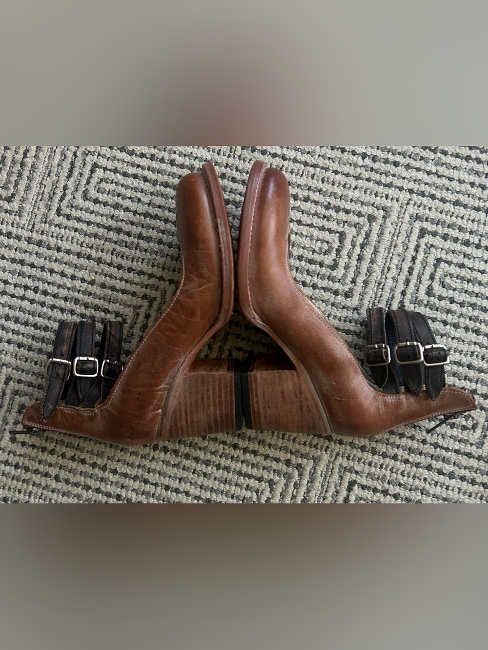 Free Bird Sz 6 Randi Genuine Leather Ankle Strap Heels in Tan - Picture 4 of 12